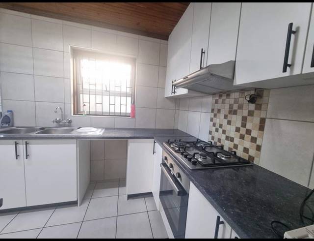 3 BEDROOM PROPERTY TO RENT IN MALIBU VILLAGE